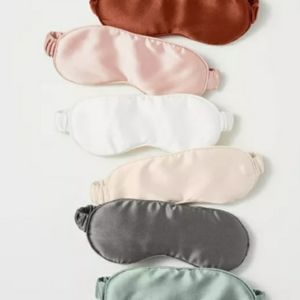 CASALUNA Silk Eye Mask Dark Clay